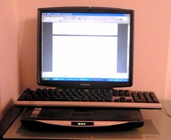 R.jpg